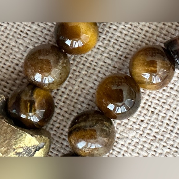 26 inch Brass Cross and Tiger Eye Gemstone bead necklace NWOT - Picture 5 of 11